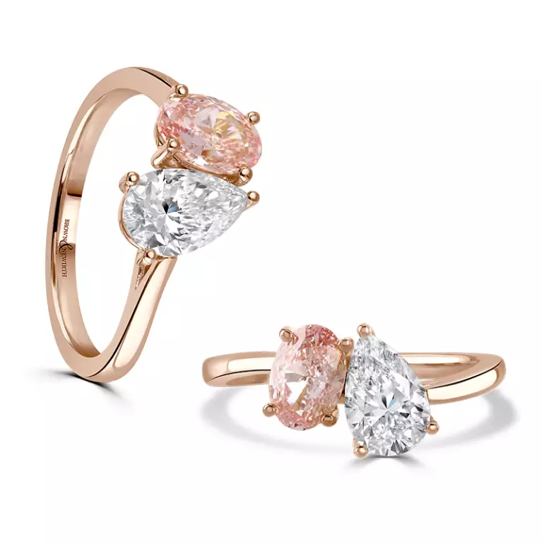 Toi et Moi Ring set 3 with colourless and pink laboratory grown diamonds