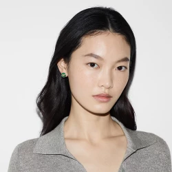 Gucci Interlocking Rose Gold Green Agate Earrings on model