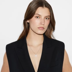 Gucci Interlocking Silver Chain Necklace on female model