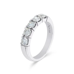 Platinum 0.92ct Diamond Castle Set Ring