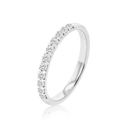 Platinum Diamond Claw Set 2.5mm Wedding Band