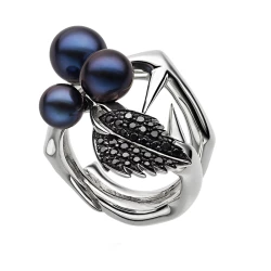 Shaun Leane Blackthorn Pearl Leaf Ring